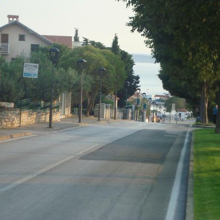 Apartment Ilina Vodice Bagian luar foto