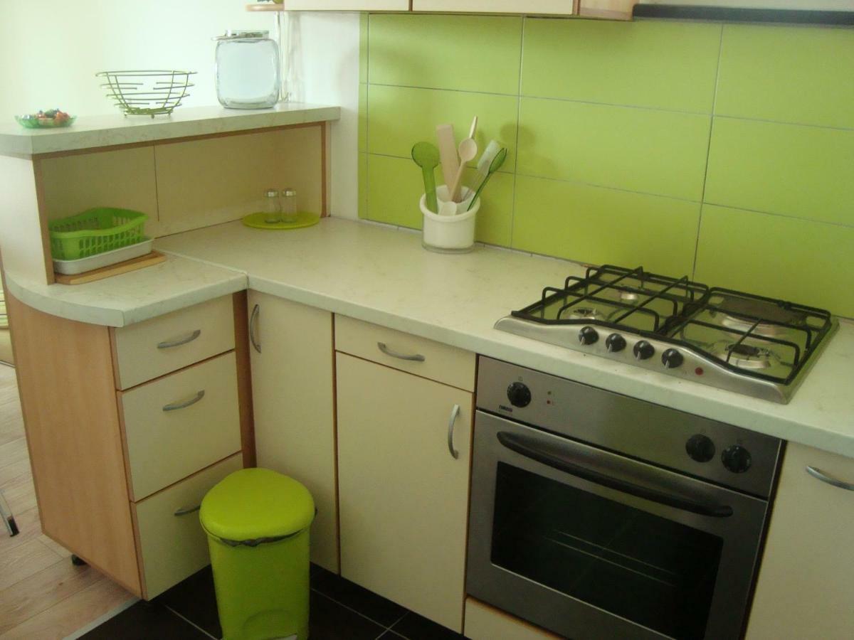Apartment Ilina Vodice Bagian luar foto