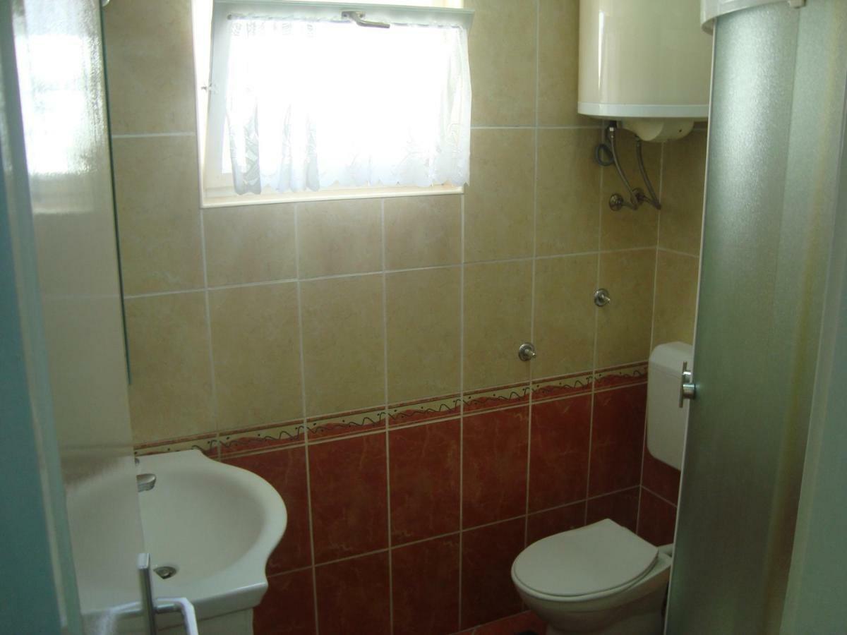 Apartment Ilina Vodice Bagian luar foto